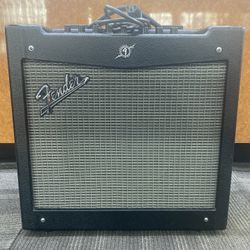 Fender Mustang I V2