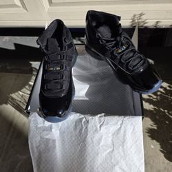 Jordan Gamma 11's Size 11 (Feel free to send reasonable offer)
