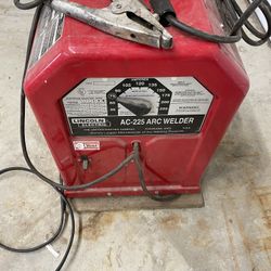 Lincoln 225 ARC Welder $99