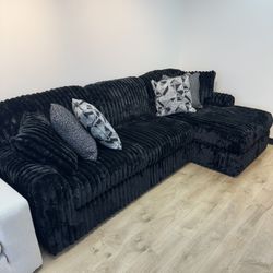 New Modern Black Sectional Couch