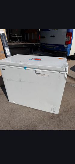 FREEZER WITH WI-FI TECHNOLOGY AND KEY 🔑 USED WORKS GREAT