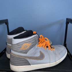 Nike Air Jordan 1 Retro '93 sneakers in the "Wolf Grey" size 11.5