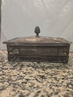 Anchor Hocking Casserole dish with Lid Silverplated Vibtage