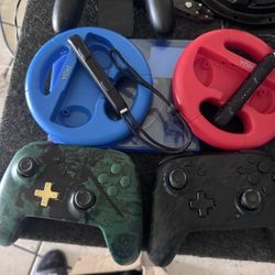 Nintendo Switch Controllers 