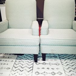 Living Room Chairs 