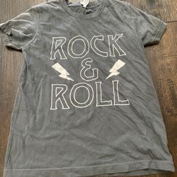 Boys Gray Rock N Roll T Shirt Size 6/8 #13