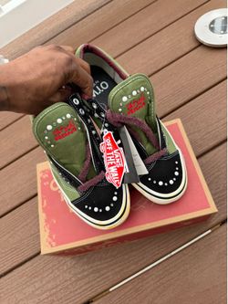 Satoshi Nakamoto x Vans