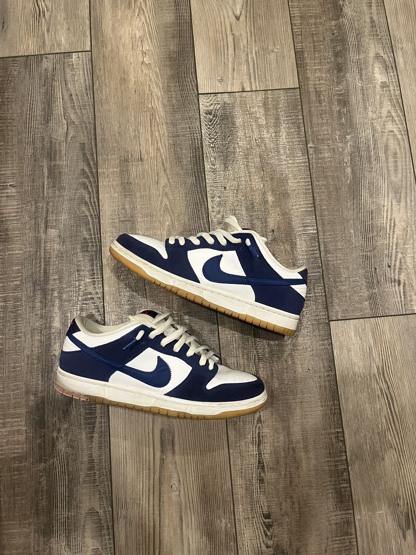 Dodger Dunks