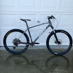 Giant Talon 27.5 With SRAM Upgrades