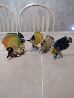 Set of fish figurines