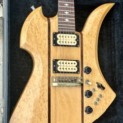 1983 BC Rich Mockingbird Deluxe Natural Birdseye Maple Electric Guitar. Lots of Birdseye and absolutely beautiful. Excellent condition for its age. Or