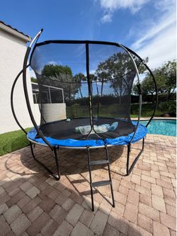 Trampoline