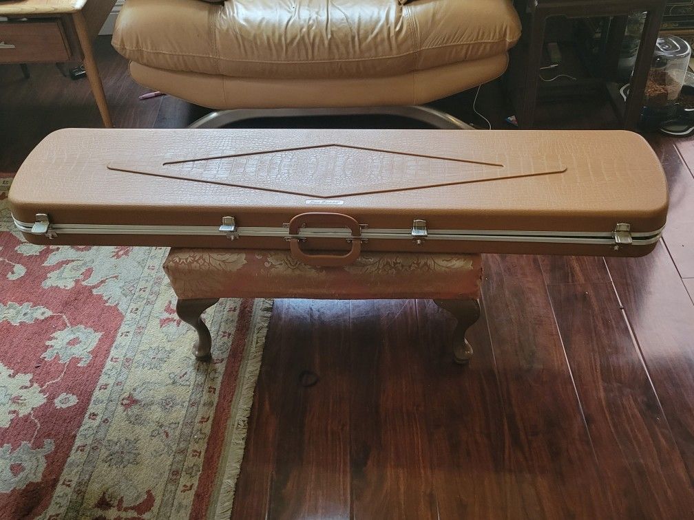 Hard Gun Guard Rifle Case – 52x12x4.5 – Excellent Condition