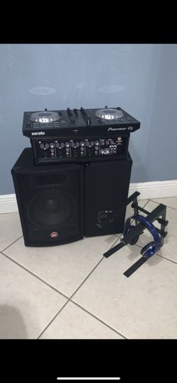 DJ set (DDJ-SB3, Speakers, Headphones, Computer stand)