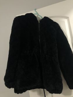 Black puffy warm women’s coat