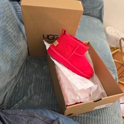Uggs Womens Boots 8 Red