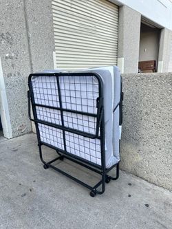 Rollaway Twin Size Foldable Bed Frame With Wheel 