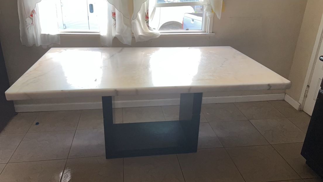 Marble Dinning Table