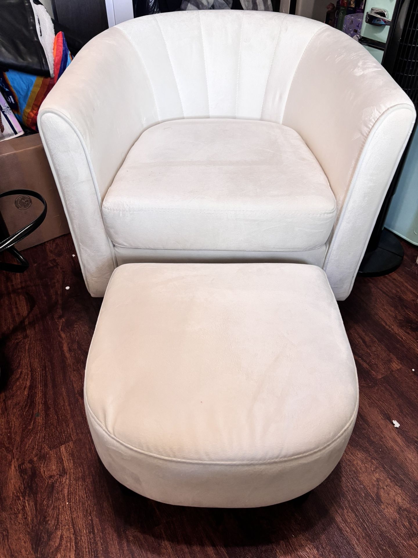 Accent Chair With Ottoman
