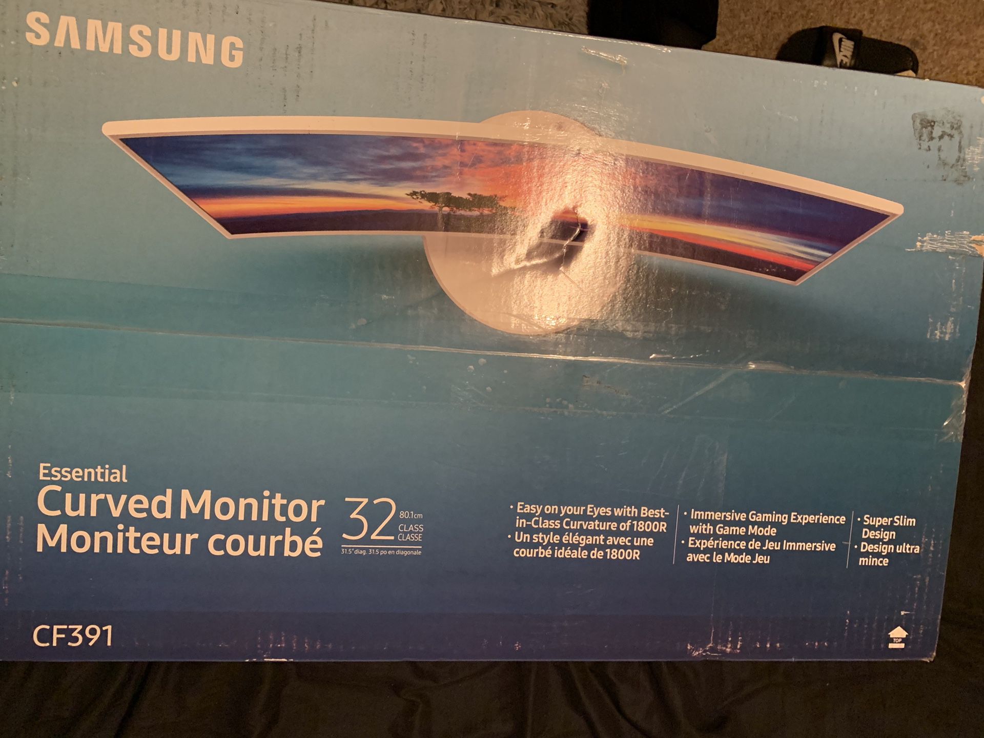 32” Samsung curved monitor