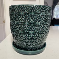 Large ceramics pot  