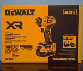 DEWALT XR 1/4" 3-SPEED IMPACT DRIVER KIT