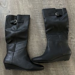 Arizona Black Boots  71/2