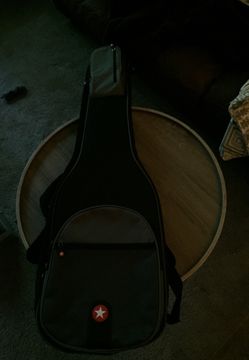 Nice Guitar case! Like new