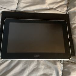 Wacom Tablet (Cables And Pen Included) 