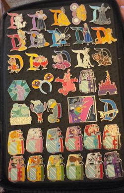 Disney pins