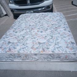Queen Reversible Mattress And Box Spring 