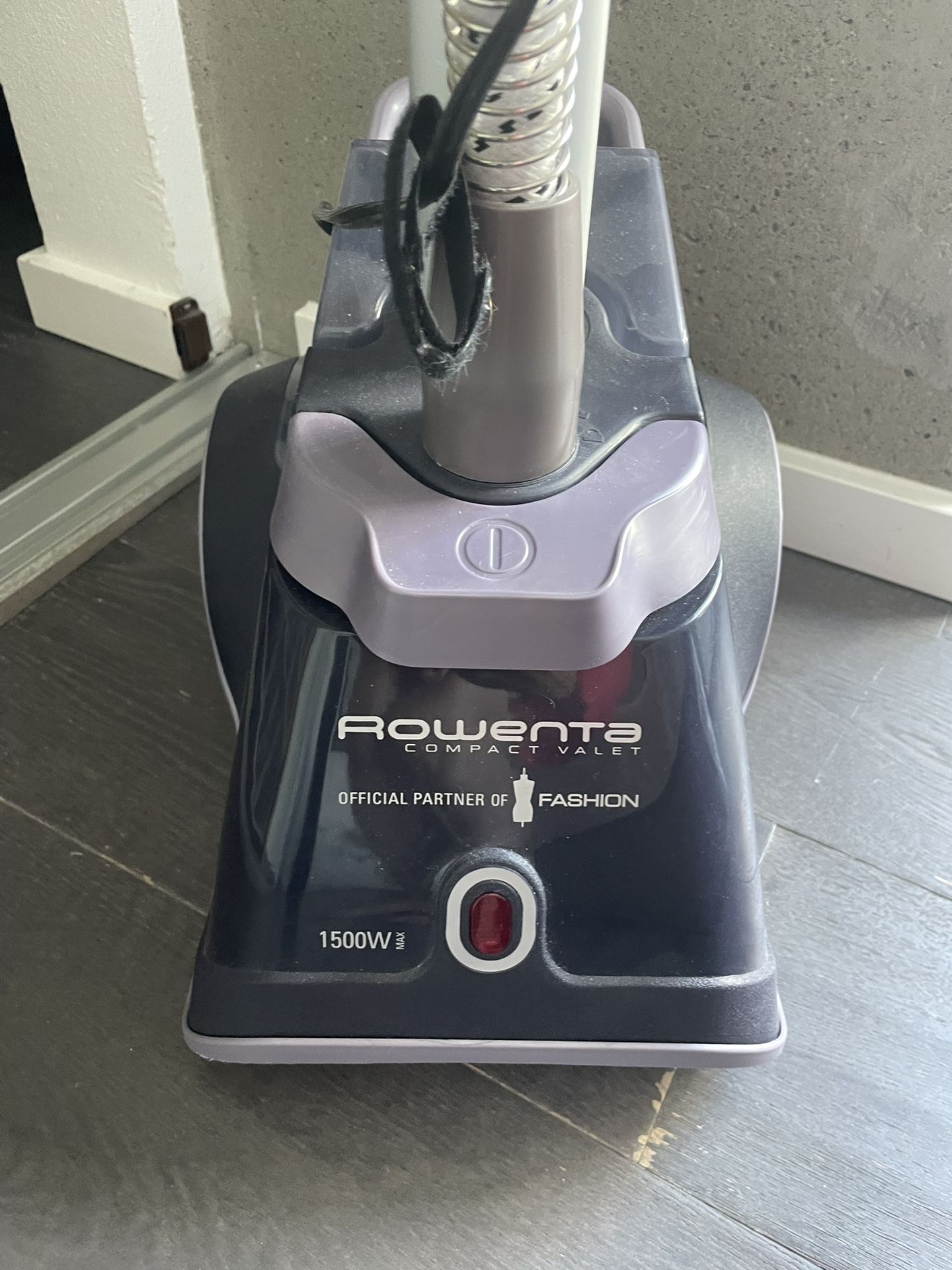 ROWENTA COMPACT STEAMER