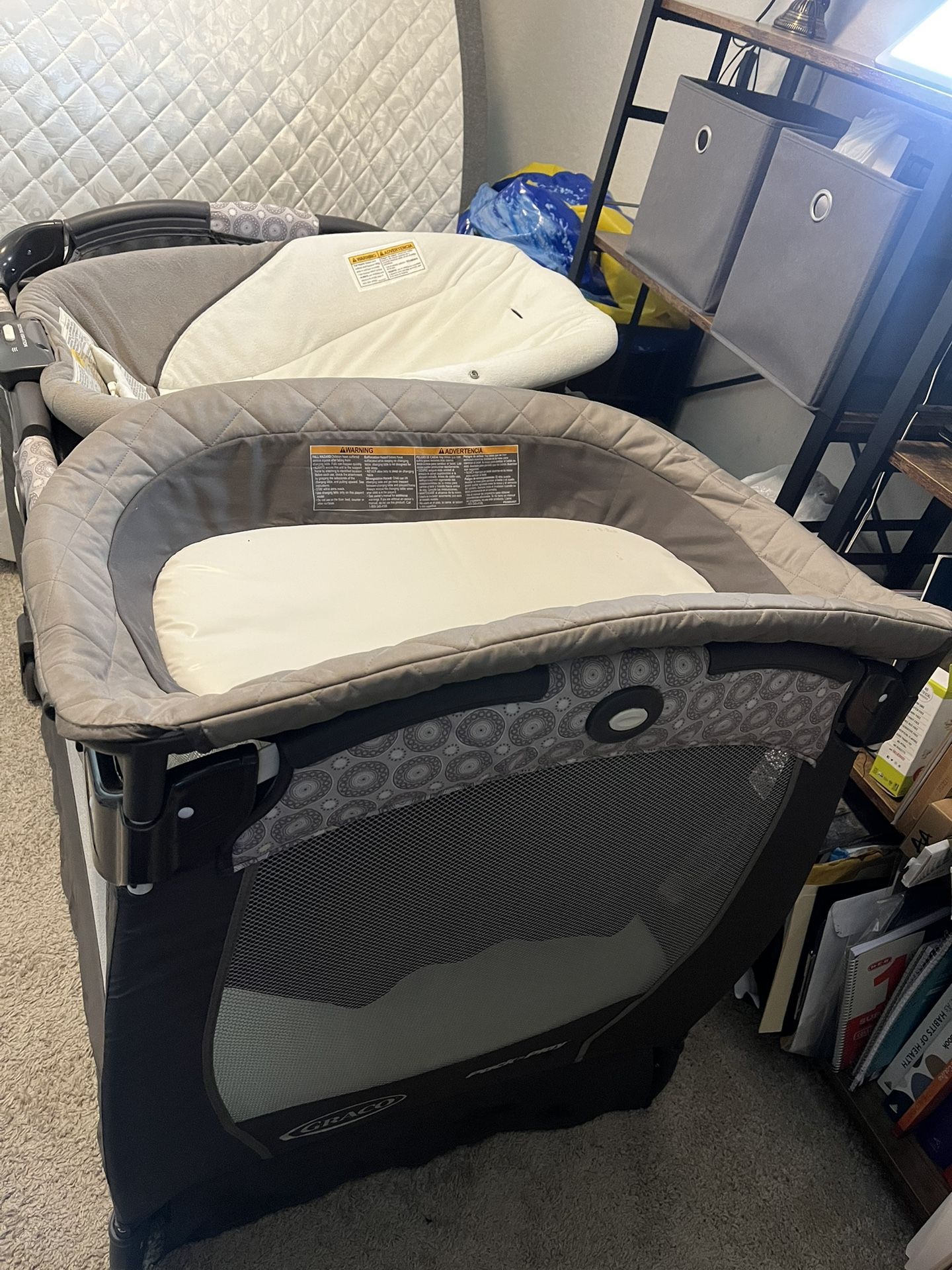 Graco pack n play with playard, hanging storage, changing table