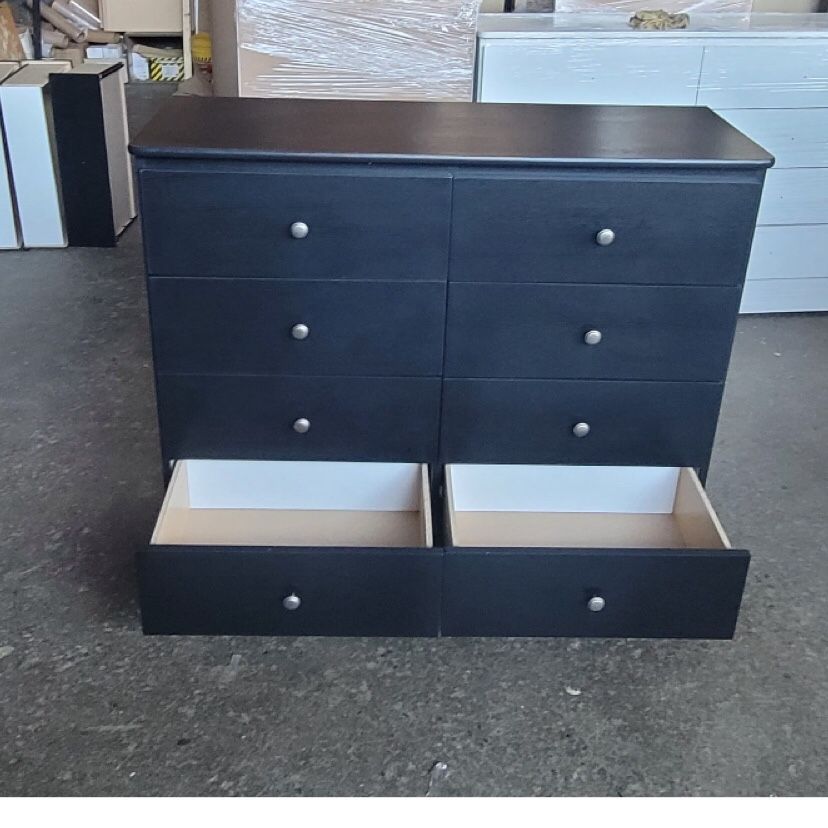 8 Drawer Dresser
