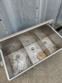 Stainless Steel 3-Compartment Commercial Sink