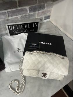 White caviar leather classic flip bag(‼️limited time offer‼️)
