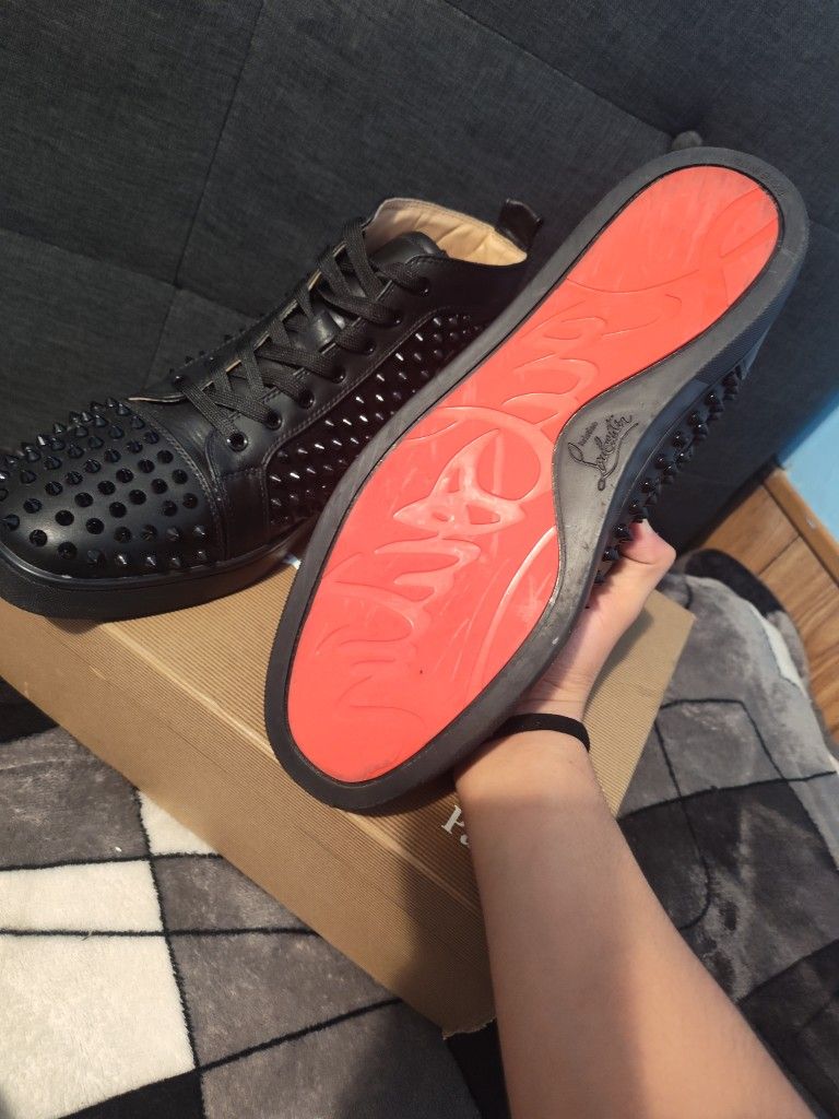 Red Bottoms 🟥