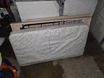 Baby crib and mattress