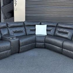 Sectional Couch 