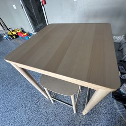 Dinning Table