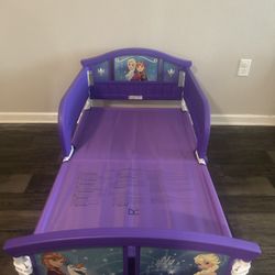 Frozen Toddler Bed 