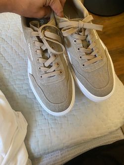 Men’s Reebok shoes