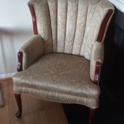 Elegant Antique chair