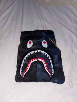 Bape Separate Shark Hoodie size M/L