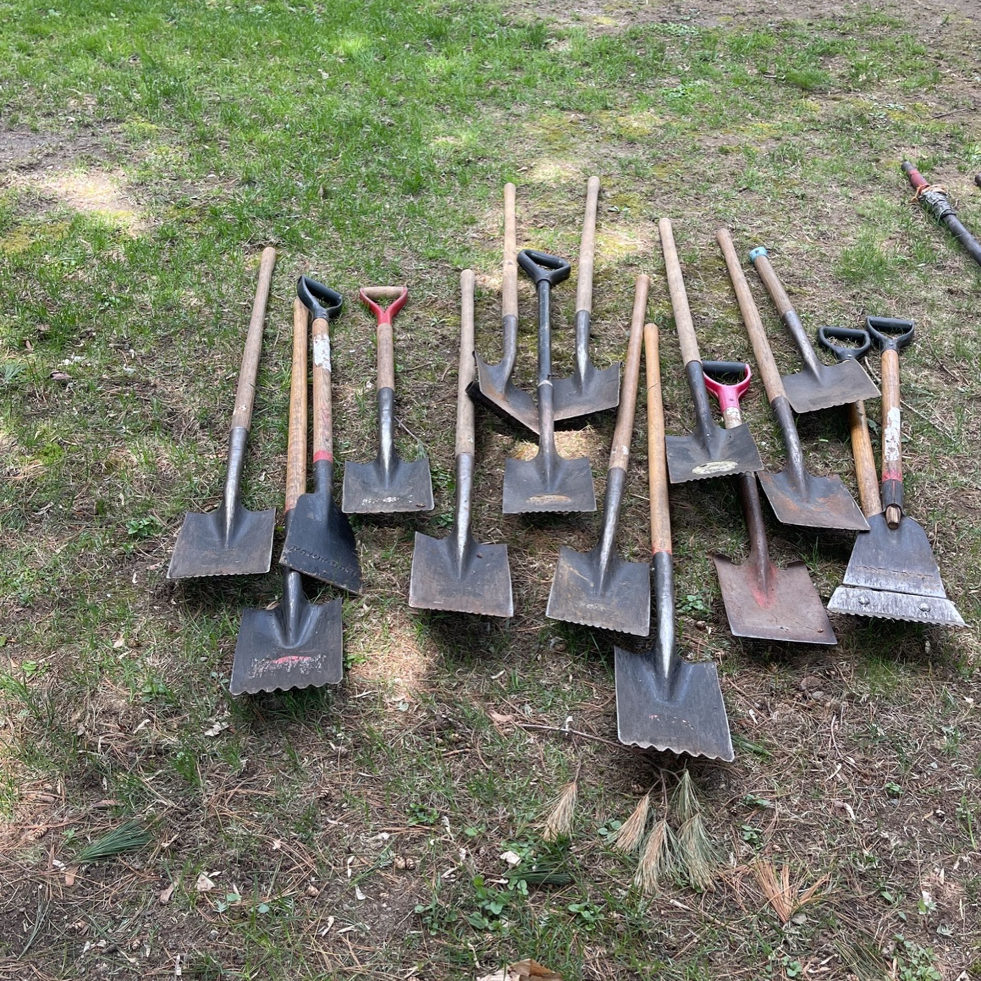 16 roof single rippers assorted handle sold one lot
