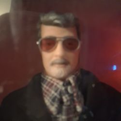 HOT TOYS George Lucas 12" 1/6th Action Figure