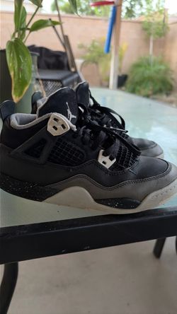 Air Jordan 4 Black and Grey