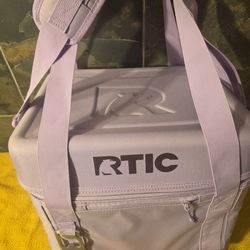 RTIC Everyday Insulated Slim Tote Purple Color 24 Can / 4 Wine Bottle Ship