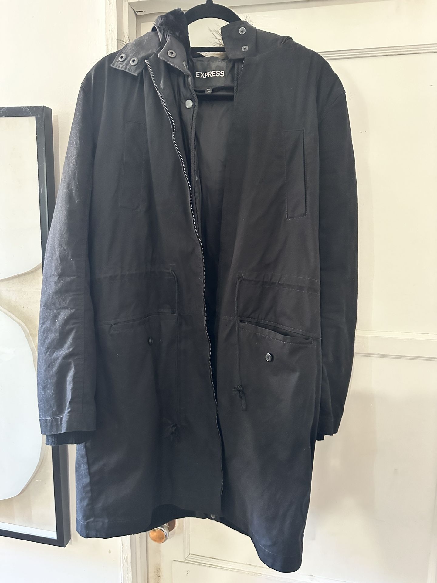 WOMENS Express Puffer Jacket With Fuzzy Hood LARGE