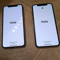 2 Apple iPhones XR 256GB